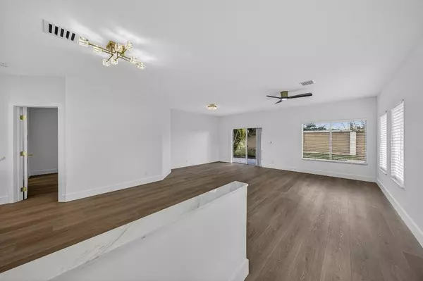 Deerfield Beach, FL 33442,4243 SW 10th Ct