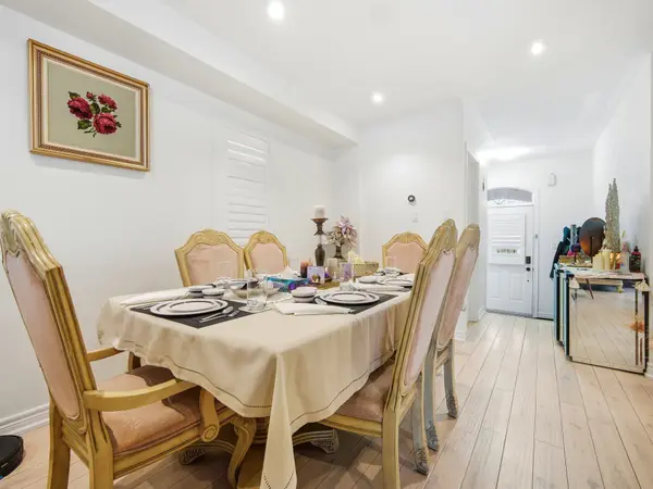 Brampton, ON L7A 2Z9,33 Sewells LN