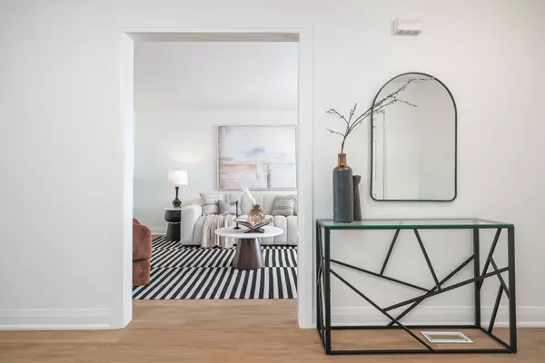 Mississauga, ON L5L 4K6,3286 Thorncrest DR