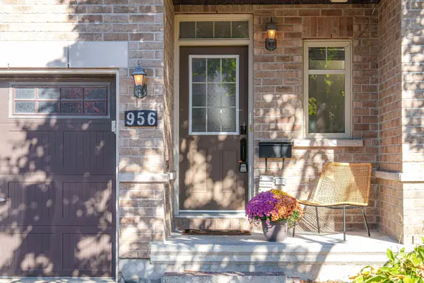 Kanata, ON K2T 0B9,956 Fletcher CIR