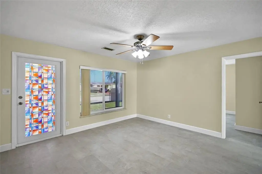 Oakland Park, FL 33309,450 NW 51st Ct