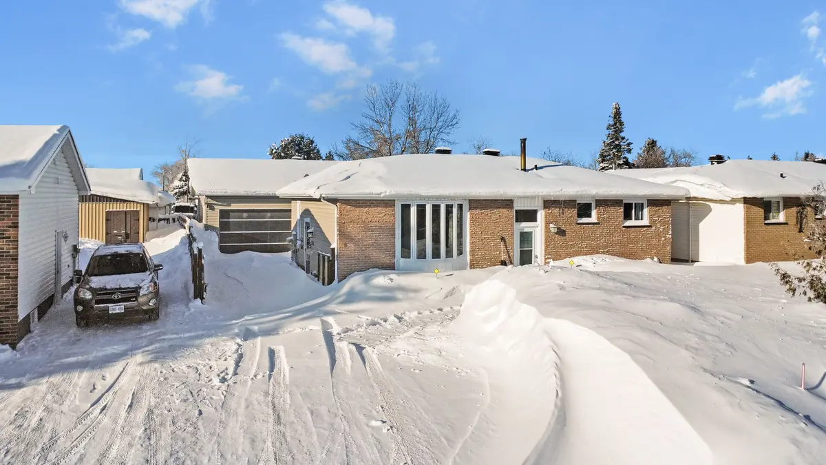 Hearst, ON P0L 1N0,40 Fifteenth ST