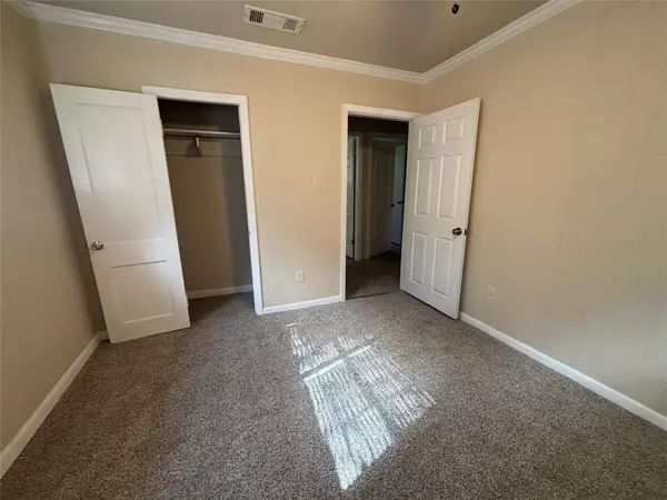 Keithville, LA 71047,13764 Four Forks Road