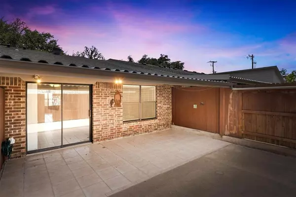 Benbrook, TX 76126,1109 Glenbrook Street