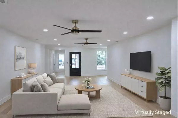 Dallas, TX 75223,710 S Glasgow Drive