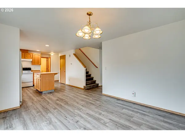 19002 SE 17TH ST, Vancouver, WA 98683