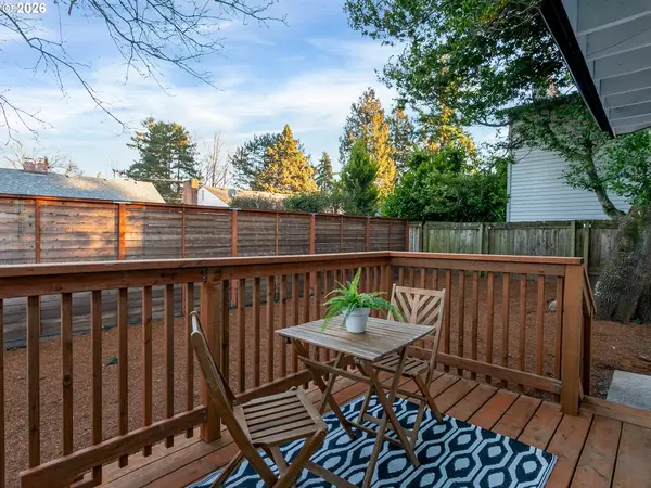 1634 NE 74TH AVE, Portland, OR 97213