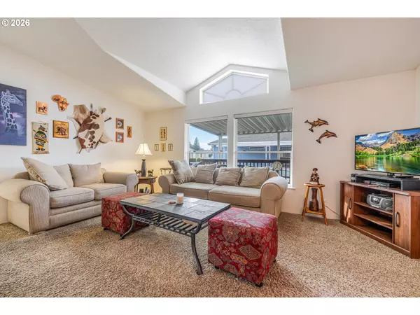 Gresham, OR 97030,900 NE FRANCIS AVE #63