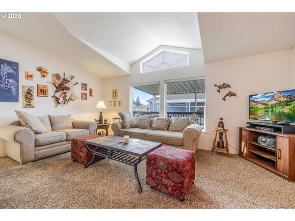 Gresham, OR 97030,900 NE FRANCIS AVE #63