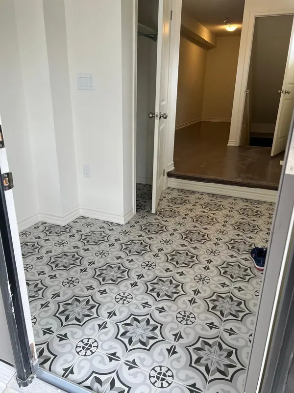 Ajax, ON L1S 0H3,1 Broylio LN