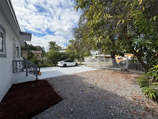 Miami, FL 33150,778 NW 80th St