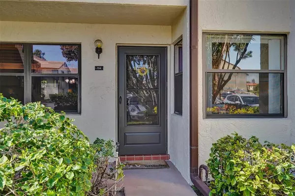 Lake Worth, FL 33467,7689 Tahiti Ln #104