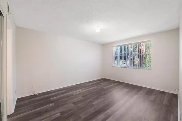 Coral Springs, FL 33067,8801 Wiles Rd #304