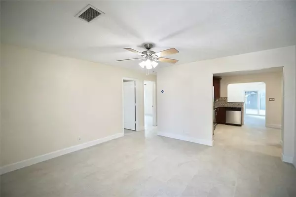Oakland Park, FL 33309,450 NW 51st Ct