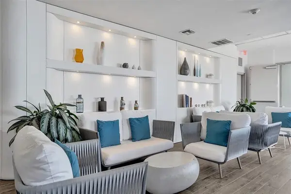 Hallandale Beach, FL 33009,Address not disclosed