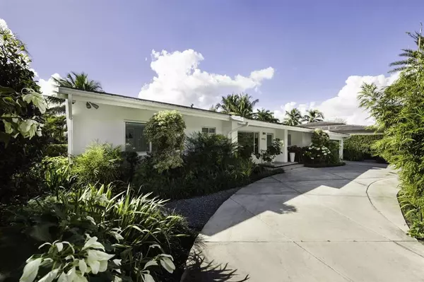 Coral Gables, FL 33146,4950 Riviera Dr