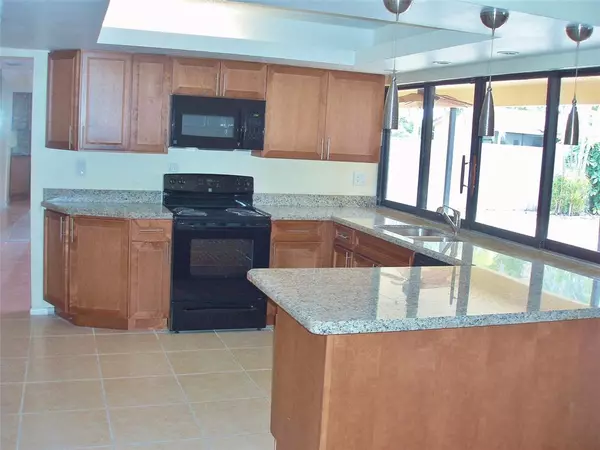 Plantation, FL 33324,10402 NW 6th St