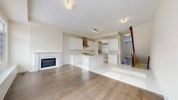 Markham, ON L6C 3L5,4279 Major Mackenzie DR E