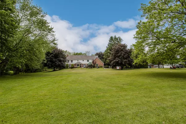 Haldimand, ON N3W 1G3,331 Lanark ST