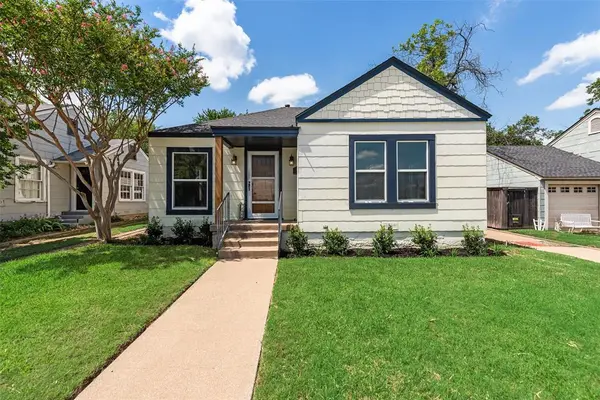 4616 Calmont Avenue, Fort Worth, TX 76107