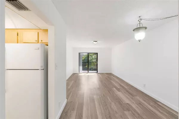 Sunrise, FL 33351,3720 N Pine Island Rd #333