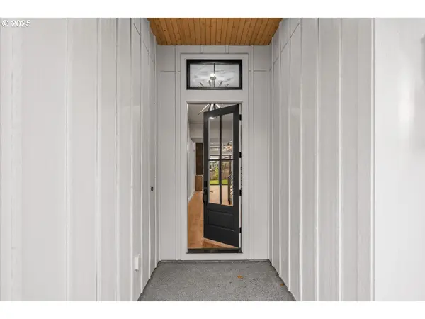 Washougal, WA 98671,760 N V ST