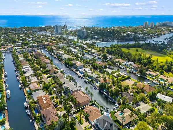 2228 NE 26th St, Lighthouse Point, FL 33064