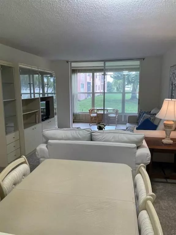 Sunrise, FL 33322,9400 Sunrise Lakes Blvd #107