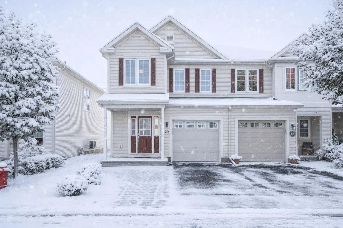 Barrhaven, ON K2J 5E8,20 Fieldberry Private