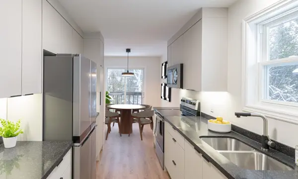 18 Louise LN #Main Fl, Orillia, ON L3V 7W1