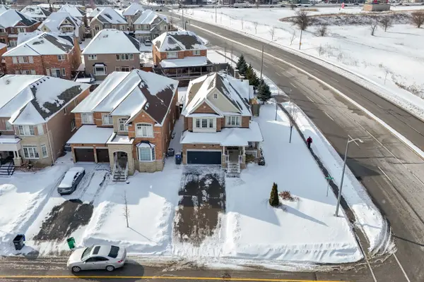 Brampton, ON L6Y 2Z3,2 STONECROP RD