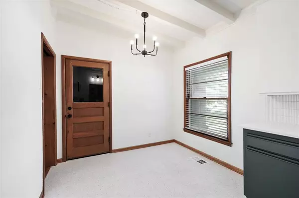 Fort Worth, TX 76133,4516 Rutland Avenue