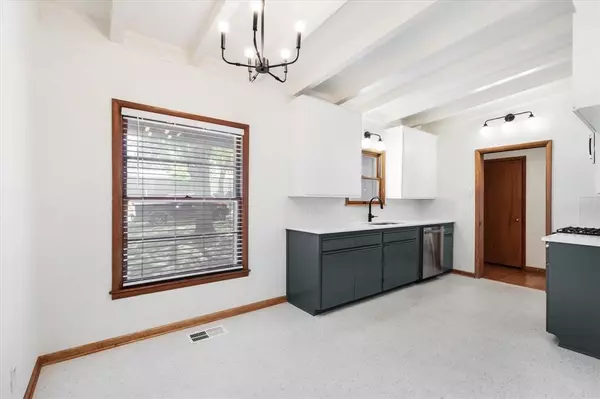 Fort Worth, TX 76133,4516 Rutland Avenue