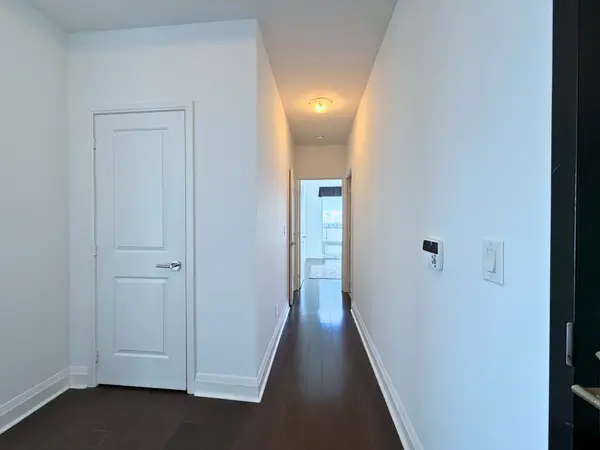 Toronto, ON M5S 0A6,65 St. Mary ST #LPH02