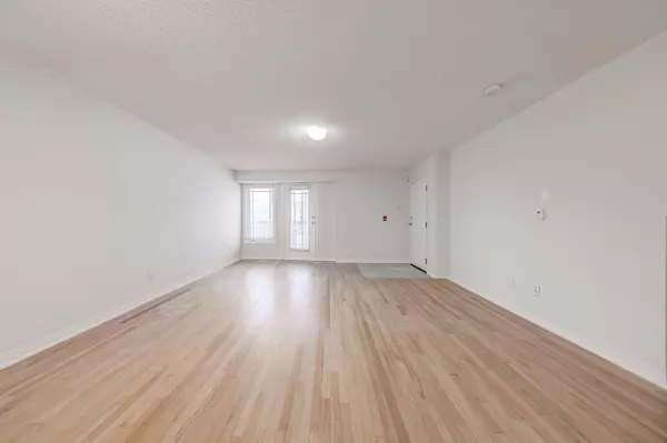 Toronto C07, ON M2N 7G2,118 Finch AVE W #19