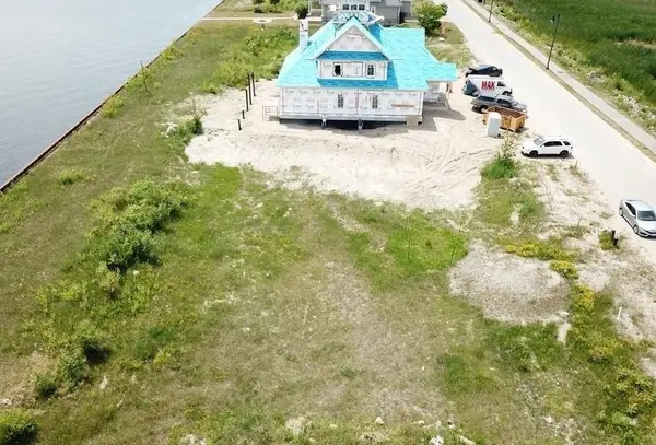 19 Dock LN, Tay, ON L0K 1R0