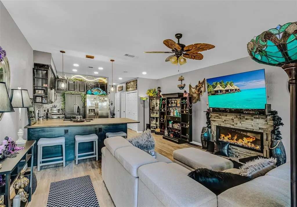 Tool, TX 75143,1933 Island Circle #B106