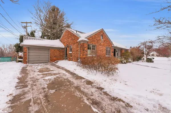 Dearborn, MI 48124,23573 Fordson DR