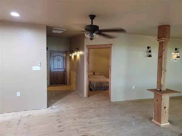 Yantis, TX 75497,273 Private Road 5817