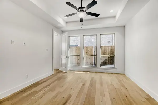 609 Damsel June Street, Lewisville, TX 75056