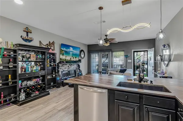 Tool, TX 75143,1933 Island Circle #B106