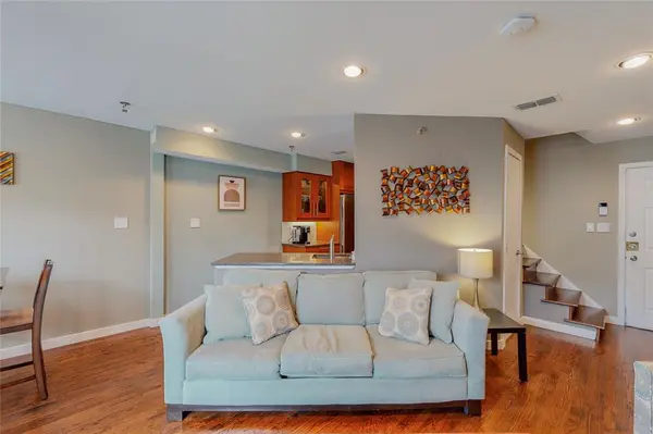 Dallas, TX 75204,1010 Allen Street #226