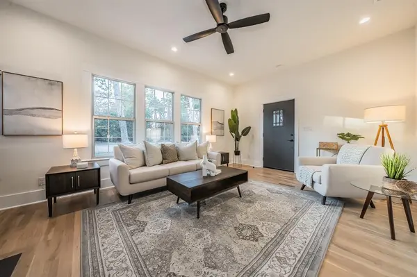 Dallas, TX 75208,1140 Cedar Hill Avenue