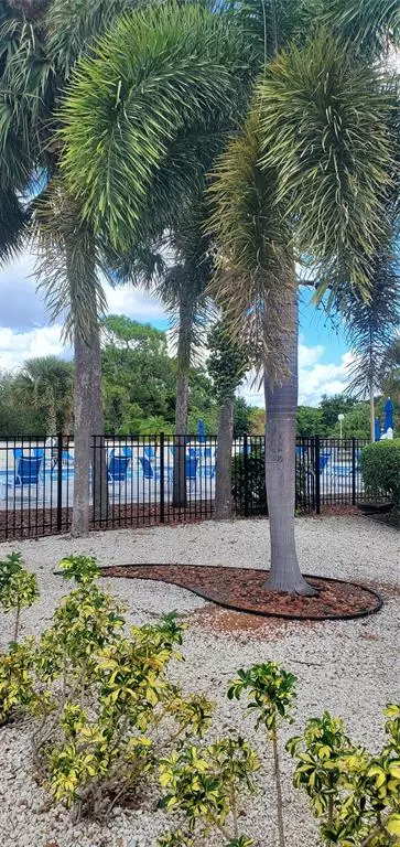 Coconut Creek, FL 33066,1902 Bermuda Cir #H4