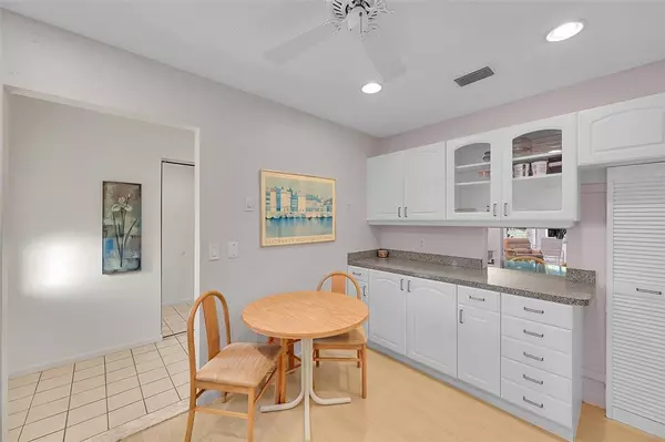 Lake Worth, FL 33467,724 Nantucket Circle #A