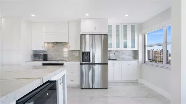 Fort Lauderdale, FL 33308,3400 Galt Ocean Dr #1209S