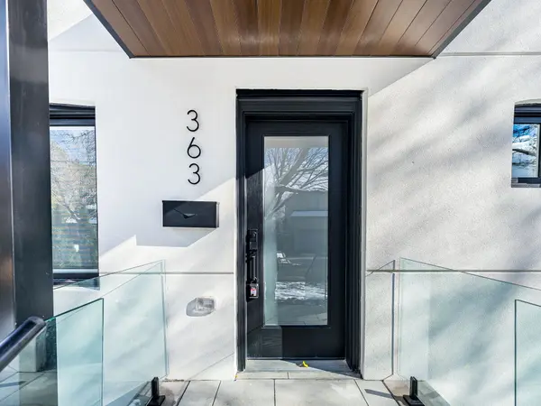 363 Culford RD, Toronto W04, ON M6L 2V8