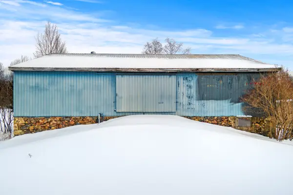 Mono, ON L9W 5N4,595133 Blind Line