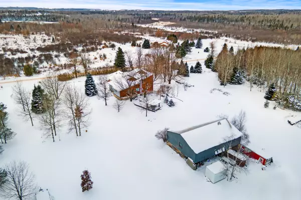 Mono, ON L9W 5N4,595133 Blind Line