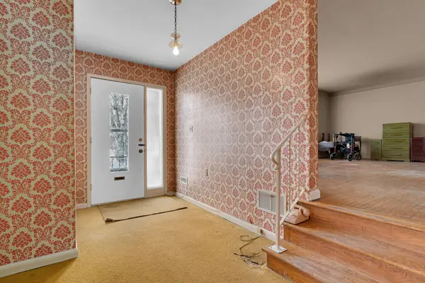 Kingston, ON K7M 1C3,278 Van Order DR